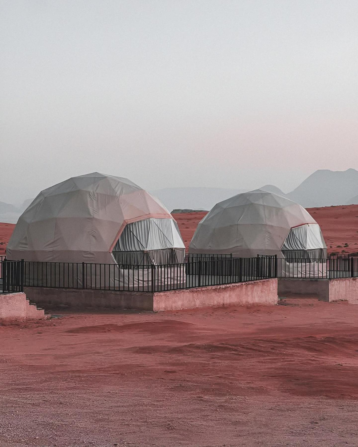 Wadi Rum Caeser Camp Hotel Buitenkant foto