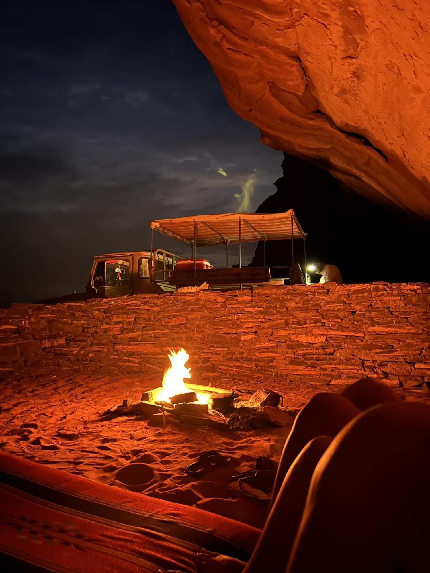 Wadi Rum Caeser Camp Hotel Buitenkant foto