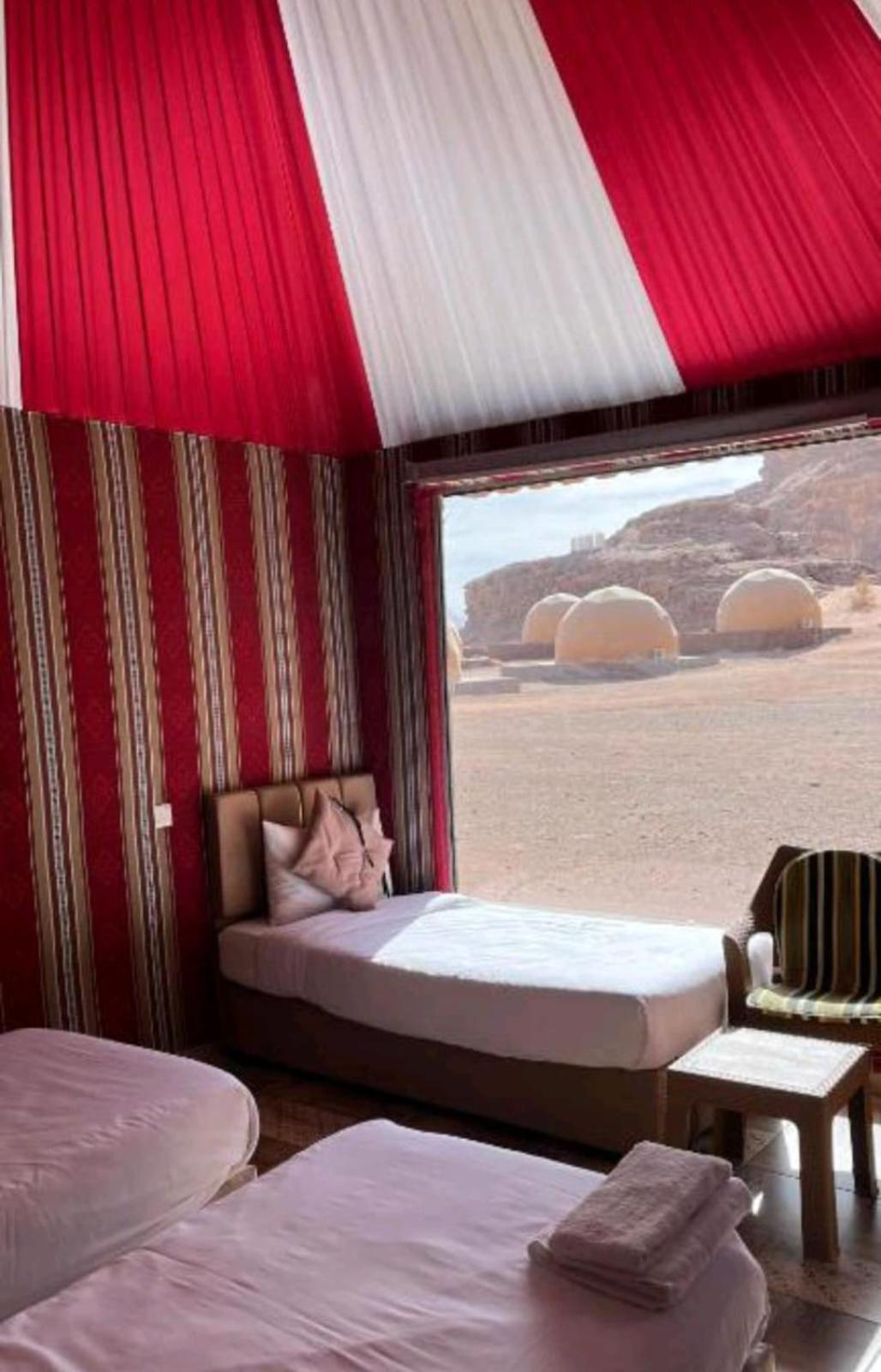 Wadi Rum Caeser Camp Hotel Buitenkant foto